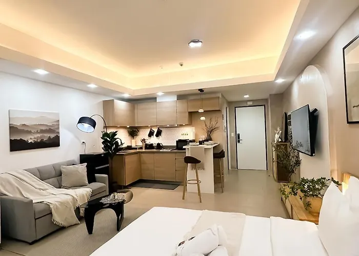 Exquisite Japandi At Venice With Grand Canal View Apartment Manila