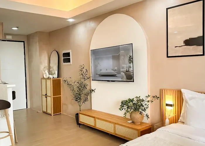 Exquisite Japandi At Venice With Grand Canal View